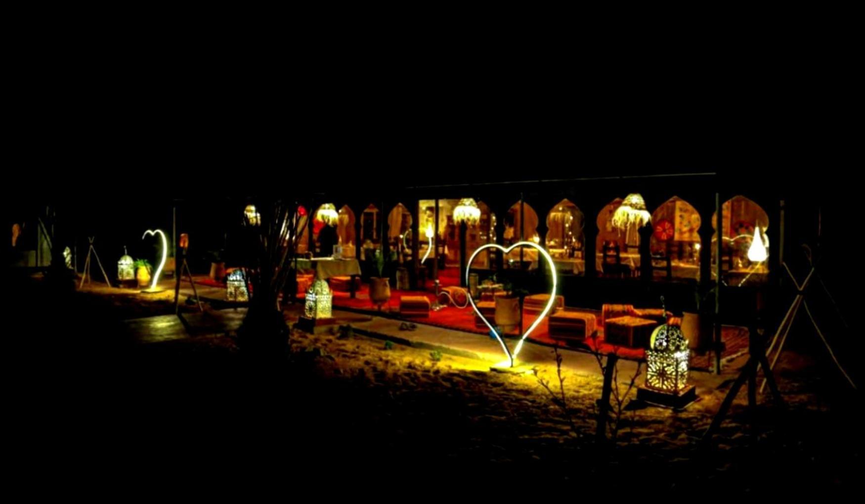 Luxury Bedouin Camp Bed and Breakfast Merzouga Buitenkant foto
