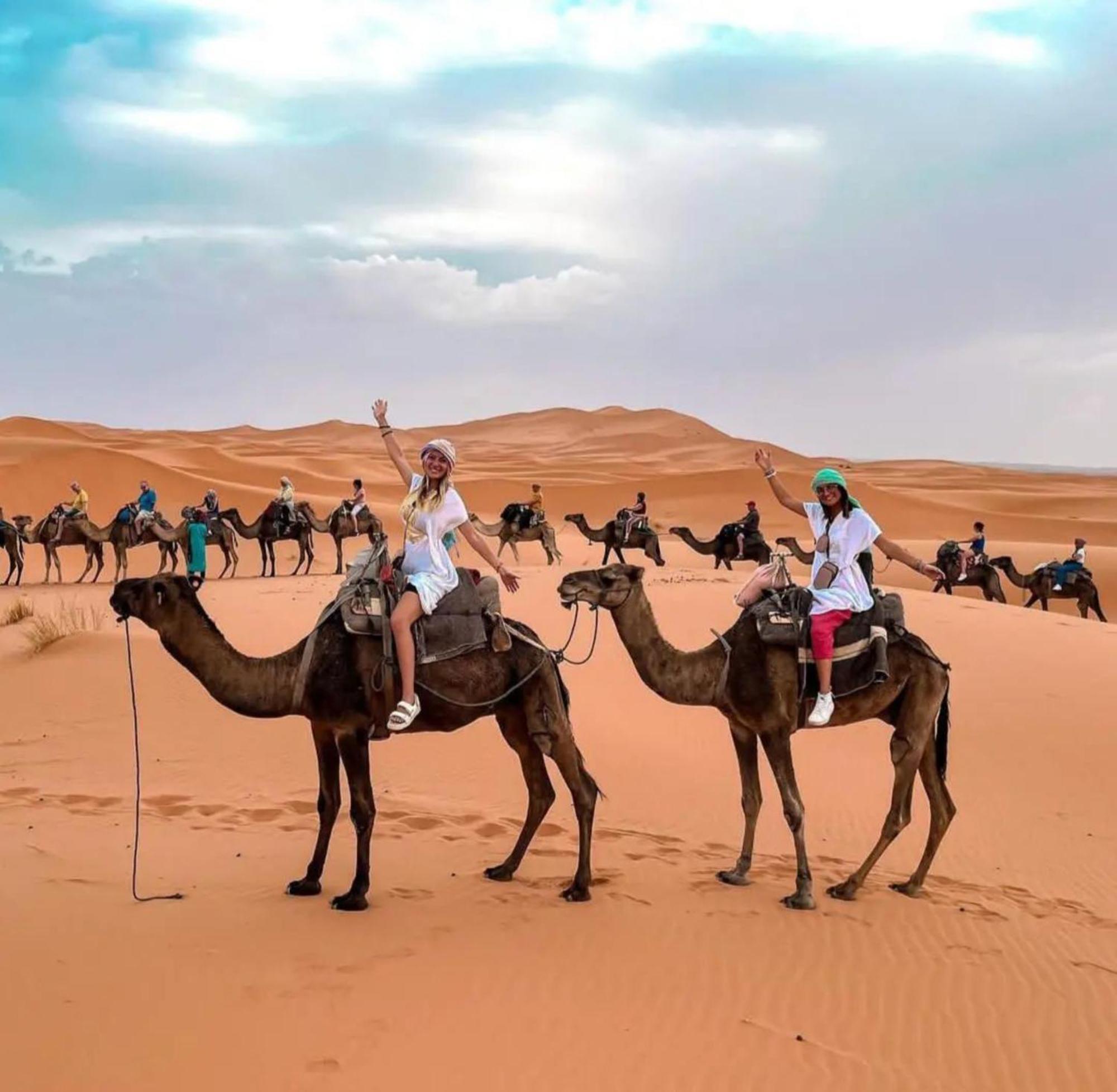 Luxury Bedouin Camp Bed and Breakfast Merzouga Buitenkant foto