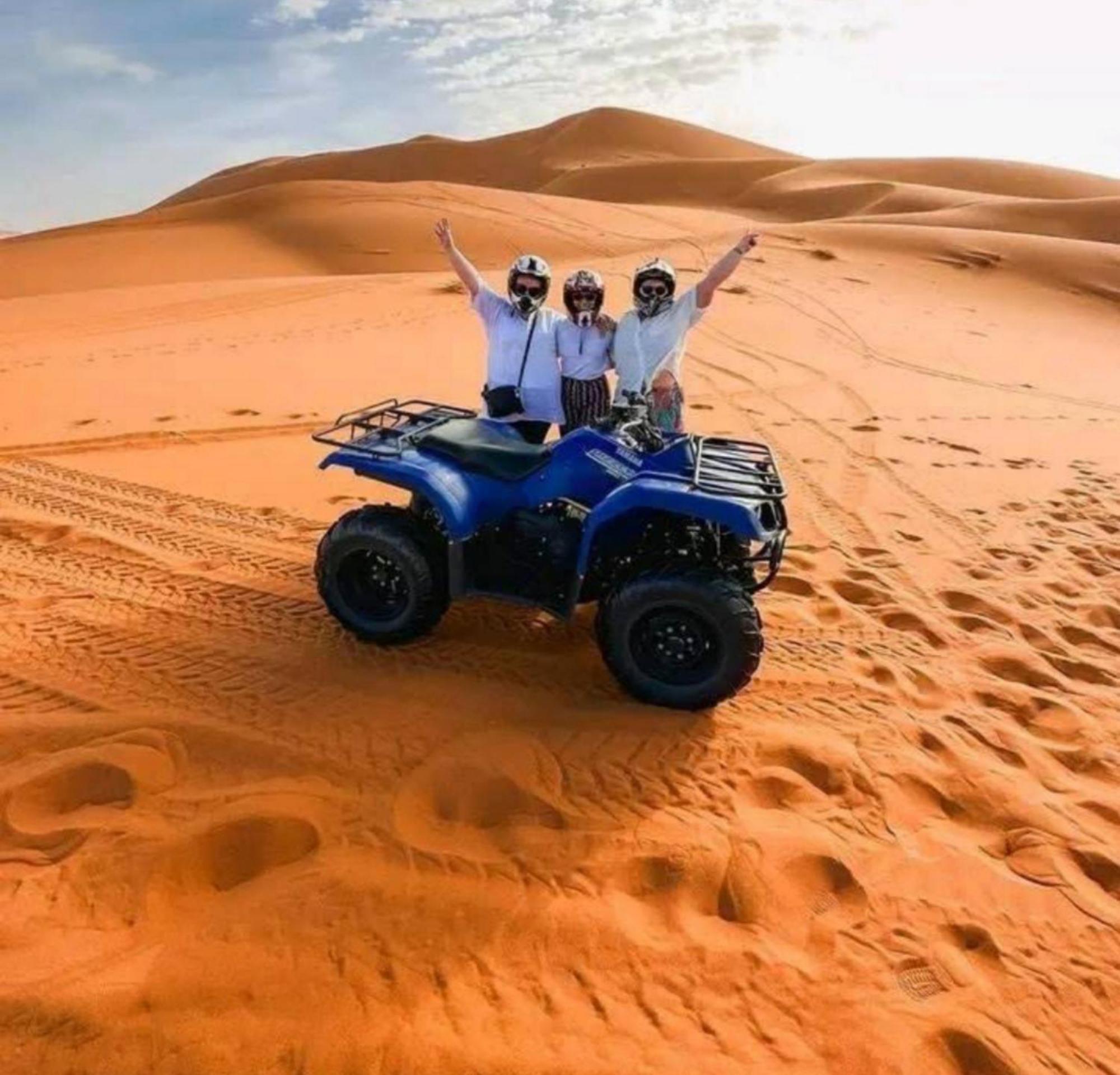 Luxury Bedouin Camp Bed and Breakfast Merzouga Buitenkant foto
